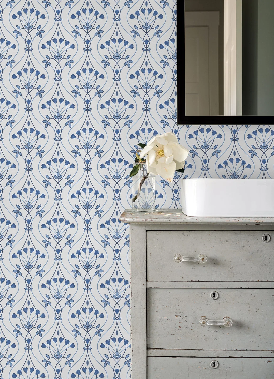 York Dard Tulip Ogee wallpaper styled interior