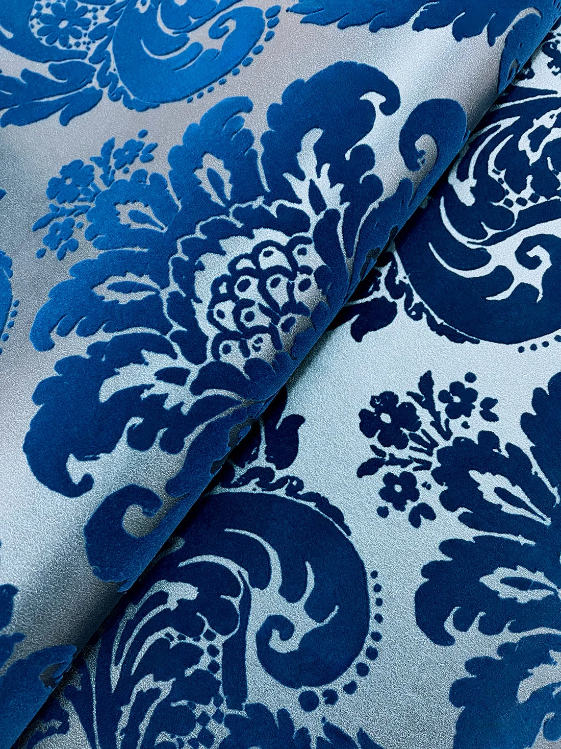 York Shadow Flocked Damask wallpaper pattern detail